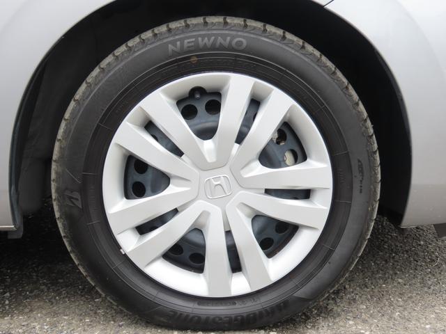 フィット ｅ：ＨＥＶベーシック　バックカメラ　ナビ　クリアランスソナー　オートクルーズコントロール　レーンアシスト　衝突被害軽減システム　オートライト　ＬＥＤヘッドランプ　スマートキー　電動格納ミラー　ＣＶＴ　盗難防止システム（20枚目）