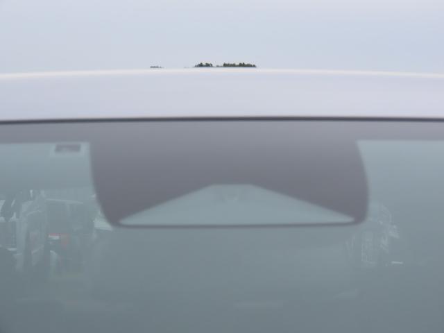 フィット ｅ：ＨＥＶベーシック　バックカメラ　ナビ　クリアランスソナー　オートクルーズコントロール　レーンアシスト　衝突被害軽減システム　オートライト　ＬＥＤヘッドランプ　スマートキー　電動格納ミラー　ＣＶＴ　盗難防止システム（23枚目）