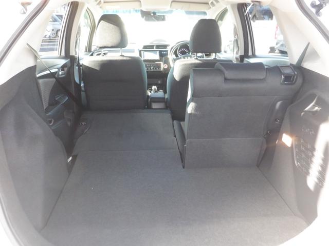 フィットハイブリッド F ハイブリッド ナビ レーンアシスト 衝突被害軽減システム スマートキー 電動格納ミラー AT 盗難防止システム 衝突安全ボディ CD USB Bluetooth ABS ESC エアコン(25枚目)