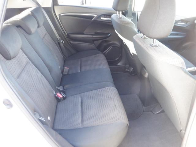 フィットハイブリッド F ハイブリッド ナビ レーンアシスト 衝突被害軽減システム スマートキー 電動格納ミラー AT 盗難防止システム 衝突安全ボディ CD USB Bluetooth ABS ESC エアコン(27枚目)