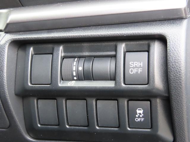 ＸＶ アドバンス　４ＷＤ　ＥＴＣ　バックカメラ　クリアランスソナー　オートクルーズコントロール　パワーシート　衝突被害軽減システム　ナビ　ＬＥＤヘッドランプ　アルミホイール　スマートキー　電動格納ミラー　シートヒーター（9枚目）