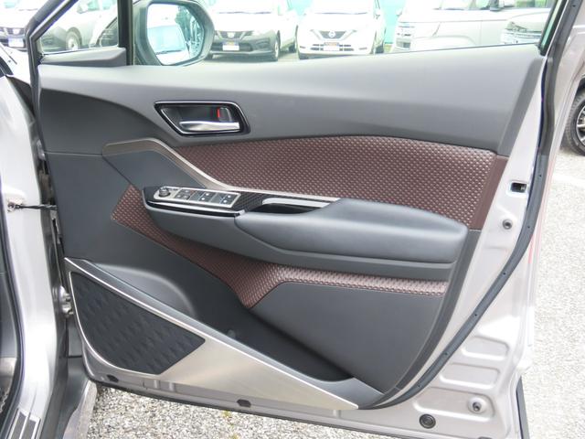 Ｃ－ＨＲ Ｇ－Ｔ　４ＷＤ　バックカメラ　クリアランスソナー　オートクルーズコントロール　レーンアシスト　衝突被害軽減システム　ナビ　ＴＶ　オートマチックハイビーム　アルミホイール　スマートキー　電動格納ミラー（28枚目）