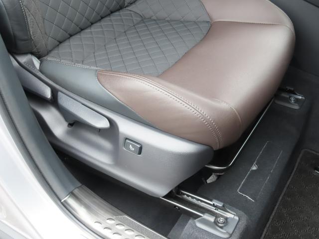 Ｃ－ＨＲ Ｇ－Ｔ　４ＷＤ　バックカメラ　クリアランスソナー　オートクルーズコントロール　レーンアシスト　衝突被害軽減システム　ナビ　ＴＶ　オートマチックハイビーム　アルミホイール　スマートキー　電動格納ミラー（33枚目）