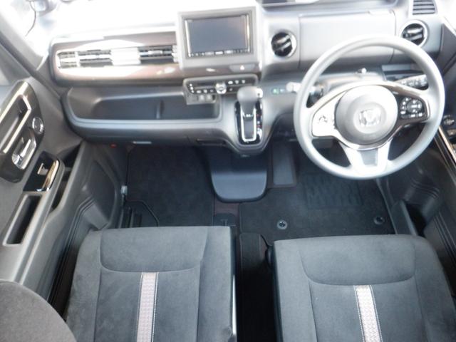 Ｎ－ＢＯＸカスタム Ｇ・ＥＸホンダセンシング　ＥＴＣ　バックカメラ　両側スライド・片側電動　ナビ　ＴＶ　オートクルーズコントロール　レーンアシスト　衝突被害軽減システム　オートライト　ＬＥＤヘッドランプ　スマートキー　アイドリングストップ（2枚目）