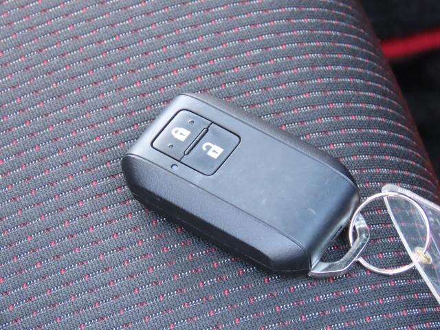 スイフトスポーツ ベースグレード 全周囲カメラ ナビ TV クリアランスソナー オートクルーズコントロール レーンアシスト 衝突被害軽減システム アルミホイール LEDヘッドランプ スマートキー 電動格納ミラー(11枚目)