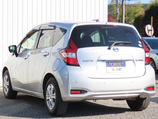 ノート ｅ－パワー　Ｂ　ＥＴＣ　全周囲カメラ　ナビ　ＴＶ　クリアランスソナー　レーンアシスト　スマートキー　電動格納ミラー　ＡＴ　ＥＳＣ　ＣＤ　ＵＳＢ　エアコン　パワーステアリング　パワーウィンドウ（15枚目）