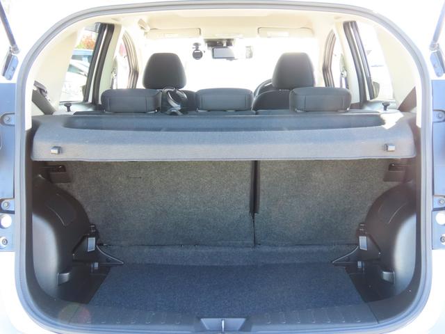 ノート ｅ－パワー　Ｂ　ＥＴＣ　全周囲カメラ　ナビ　ＴＶ　クリアランスソナー　レーンアシスト　スマートキー　電動格納ミラー　ＡＴ　ＥＳＣ　ＣＤ　ＵＳＢ　エアコン　パワーステアリング　パワーウィンドウ（18枚目）