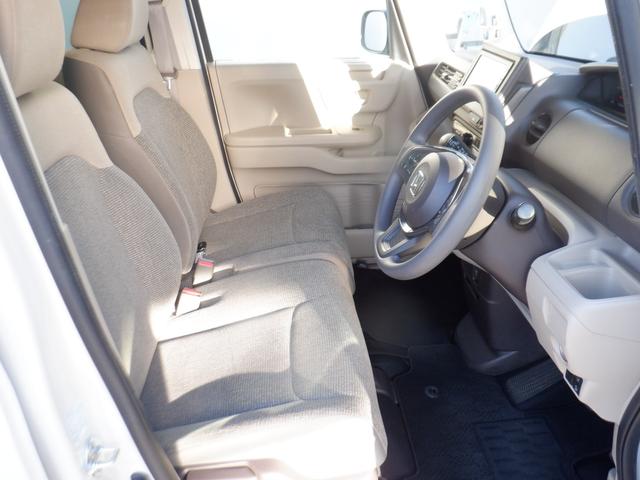 Ｎ－ＢＯＸ Ｇホンダセンシング　ＥＴＣ　ナビ　オートクルーズコントロール　レーンアシスト　衝突被害軽減システム　オートライト　ＬＥＤヘッドランプ　スマートキー　アイドリングストップ　電動格納ミラー　ＣＶＴ　盗難防止システム　ＡＢＳ（23枚目）