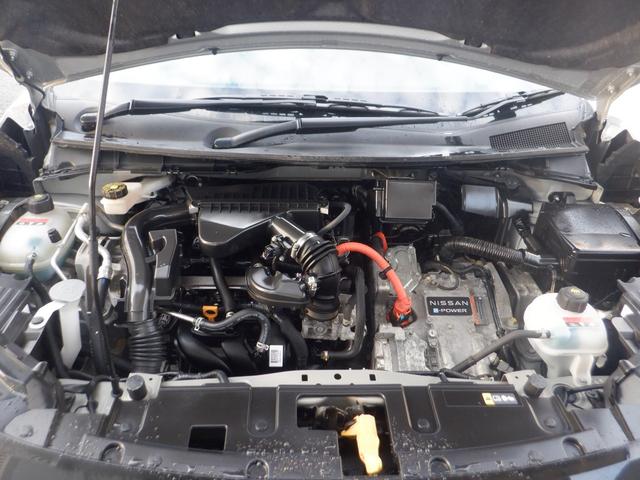 ノート Ｘ　ＦＯＵＲ　４ＷＤ　ＥＴＣ　バックカメラ　ナビ　クリアランスソナー　衝突被害軽減システム　オートマチックハイビーム　オートライト　スマートキー　電動格納ミラー　シートヒーター　ＣＶＴ　盗難防止システム（19枚目）