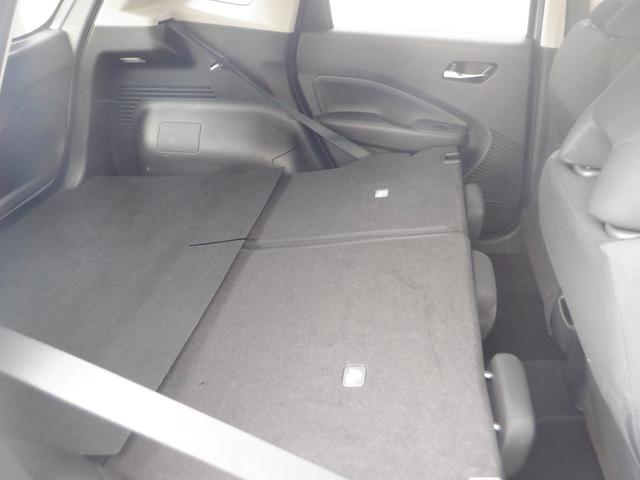 ノート Ｘ　ＦＯＵＲ　４ＷＤ　ＥＴＣ　バックカメラ　ナビ　クリアランスソナー　衝突被害軽減システム　オートマチックハイビーム　オートライト　スマートキー　電動格納ミラー　シートヒーター　ＣＶＴ　盗難防止システム（27枚目）