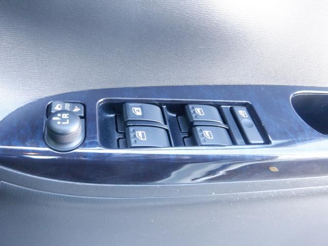 タント カスタムRS トップエディションリミテッドSAIII ETC 全周囲カメラ 両側電動スライドドア ナビ TV クリアランスソナー 衝突被害軽減システム オートマチックハイビーム オートライト LEDヘッドランプ スマートキー アイドリングストップ(11枚目)