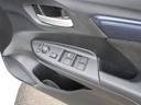 シャトル ハイブリッド　バックカメラ　ナビ　ＣＤ　ＵＳＢ　横滑り防止装置　トラクションコントロール　スマートキー　盗難防止装置　オートＡＣ（8枚目）