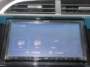 ハイブリッド　バックカメラ　ナビ　ＣＤ　ＵＳＢ　横滑り防止装置　トラクションコントロール　スマートキー　盗難防止装置　オートＡＣ（16枚目）