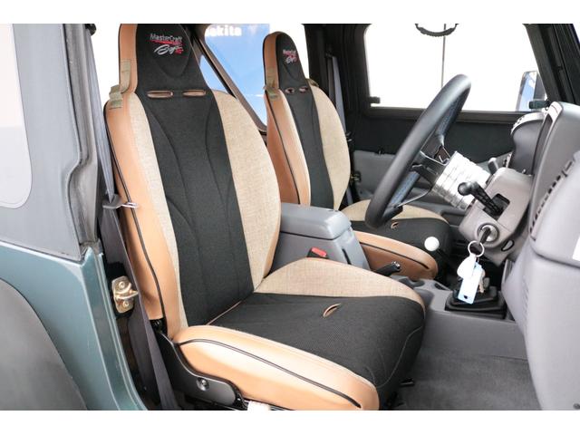 ジープ ジープ・ラングラー スポーツ スポーツグレード ソフトトップ