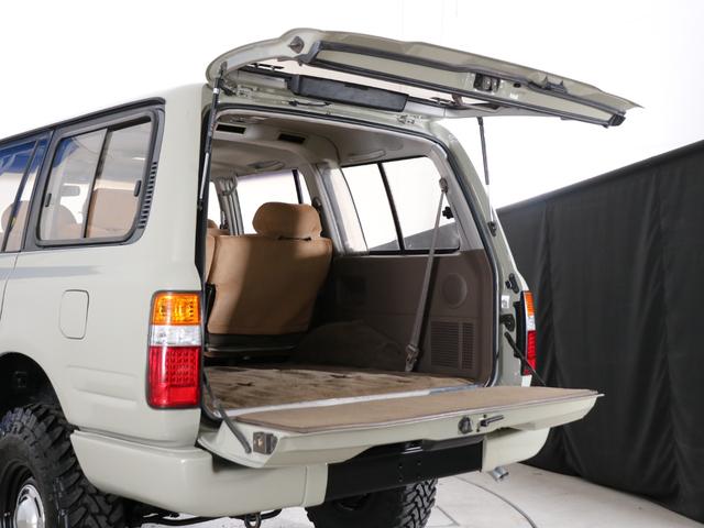 ランドクルーザー８０ ＶＸリミテッド　Ｗｏｎｄｅｒ　デザートカーキペイント　丸目換装　ナローボディー換装　３インチＵＰ　新品ＤＥＡＮクロスカントリーＡＷ　新品ＴＯＹＯＭＴタイヤ　新品コーデュロイシートカバー　社外７インチナビ　ＥＴＣ（34枚目）