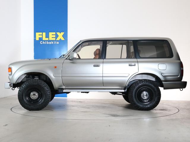 ランドクルーザー８０ ＶＸリミテッド　買取車両　ＲｅｎｏｃａシリーズＷｏｎｄｅｒ　ディーゼルターボ　シルバーペイント　ナローボディー　リフトアップ　ＴＯＹＯＭＴタイヤ　ＤＥＡＮカリフォルニアＡＷ　カロッツェリア製ナビ　バックカメラ　ＥＴＣ（16枚目）