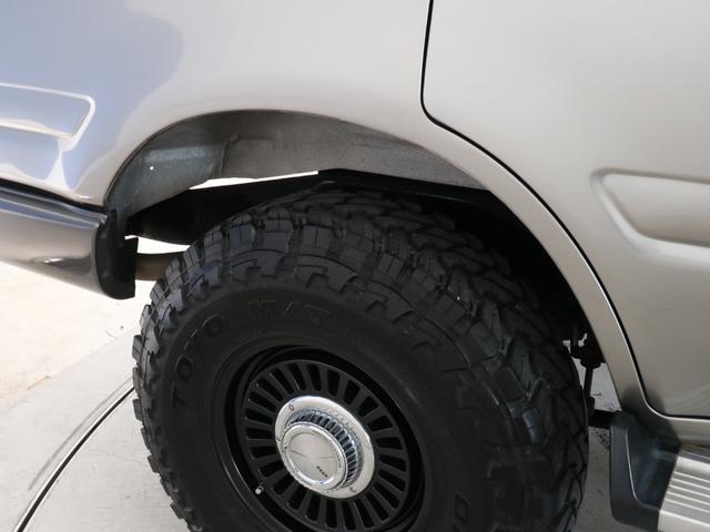 ランドクルーザー８０ ＶＸリミテッド　買取車両　ＲｅｎｏｃａシリーズＷｏｎｄｅｒ　ディーゼルターボ　シルバーペイント　ナローボディー　リフトアップ　ＴＯＹＯＭＴタイヤ　ＤＥＡＮカリフォルニアＡＷ　カロッツェリア製ナビ　バックカメラ　ＥＴＣ（33枚目）