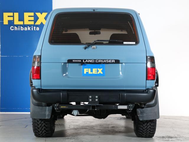 ランドクルーザー80 VXリミテッド VXリミテッドグレード スモーキーブルーペイント ブッシュワーカー風オーバーフェンダー 輸出用角目4灯ヘッドライト 新品ジオランダーMTタイヤ 新品ジムラインAW 新品ブラウンクラシックシートカバー(23枚目)