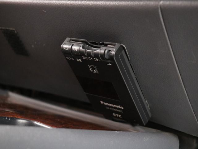 ランドクルーザー80 VXリミテッド VXリミテッドグレード スモーキーブルーペイント ブッシュワーカー風オーバーフェンダー 輸出用角目4灯ヘッドライト 新品ジオランダーMTタイヤ 新品ジムラインAW 新品ブラウンクラシックシートカバー(46枚目)