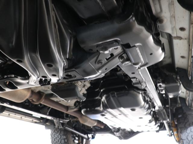 ランドクルーザープラド ＴＸ　Ｌパッケージ・ブラックエディション　令和３年式　ディーゼル　ＬＯＷＥＮＨＡＲＴＡＷ　ＢＦグッドリッチＡＴタイヤ　純正ウッドコンビステアリング　ＢＩＬＳＴＥＩＮアブソーバー　ＪＡＯＳリフトアップサス　ガナドールマフラー　ダブルエイトエアロ（17枚目）