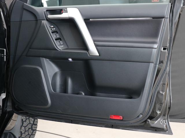 ランドクルーザープラド TX Lパッケージ・ブラックエディション ブラックエディション ディーゼルターボモデル 2インチリフトアップ 純正18インチAW ALPINEBIG-X9インチナビ バックカメラ ALPINEフリップダウンモニター VIPERセキュリティー(57枚目)