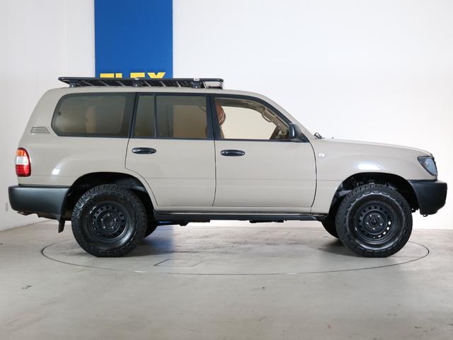 ランドクルーザー100 VXリミテッド Gセレクション ベージュカラーペイント 丸目ヘッドライト 横文字トヨタグリル 鉄チンホイール ARBフラックラック マルチレス HDDサイバーナビ バックカメラ ETC レザー調コンビシートカバー ウッドステアリング(11枚目)