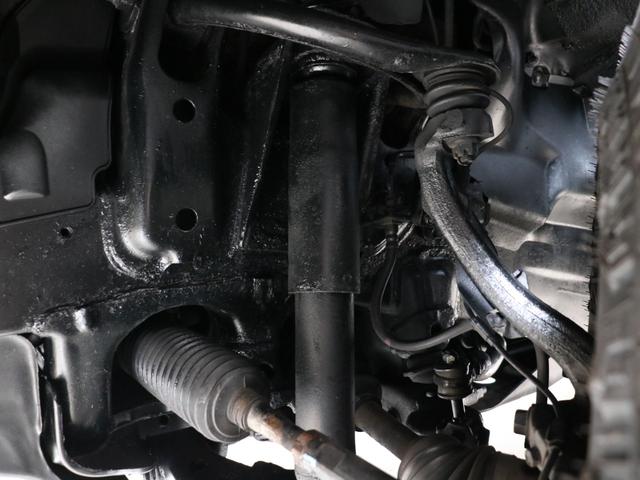 ランドクルーザー100 VXリミテッド Gセレクション ベージュカラーペイント 丸目ヘッドライト 横文字トヨタグリル 鉄チンホイール ARBフラックラック マルチレス HDDサイバーナビ バックカメラ ETC レザー調コンビシートカバー ウッドステアリング(18枚目)