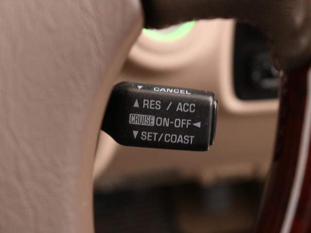 ランドクルーザー100 VXリミテッド Gセレクション ベージュカラーペイント 丸目ヘッドライト 横文字トヨタグリル 鉄チンホイール ARBフラックラック マルチレス HDDサイバーナビ バックカメラ ETC レザー調コンビシートカバー ウッドステアリング(40枚目)