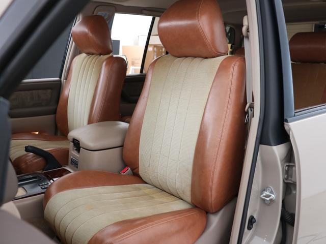 ランドクルーザー100 VXリミテッド Gセレクション ベージュカラーペイント 丸目ヘッドライト 横文字トヨタグリル 鉄チンホイール ARBフラックラック マルチレス HDDサイバーナビ バックカメラ ETC レザー調コンビシートカバー ウッドステアリング(47枚目)