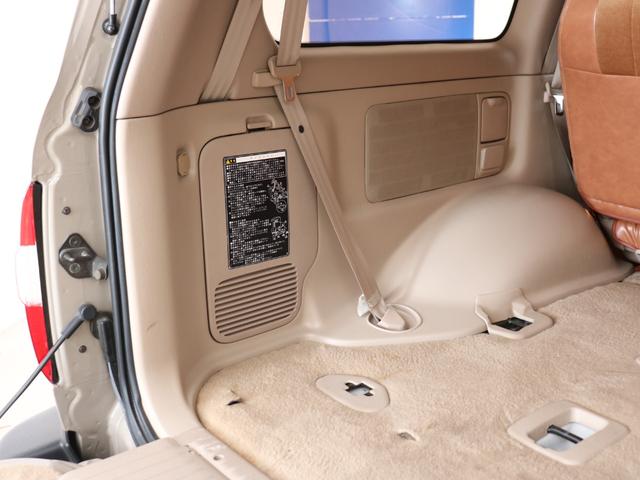 ランドクルーザー100 VXリミテッド Gセレクション ベージュカラーペイント 丸目ヘッドライト 横文字トヨタグリル 鉄チンホイール ARBフラックラック マルチレス HDDサイバーナビ バックカメラ ETC レザー調コンビシートカバー ウッドステアリング(49枚目)