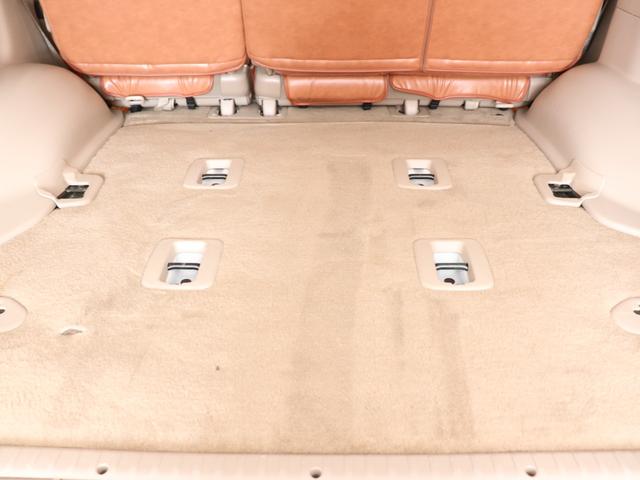 ランドクルーザー100 VXリミテッド Gセレクション ベージュカラーペイント 丸目ヘッドライト 横文字トヨタグリル 鉄チンホイール ARBフラックラック マルチレス HDDサイバーナビ バックカメラ ETC レザー調コンビシートカバー ウッドステアリング(50枚目)