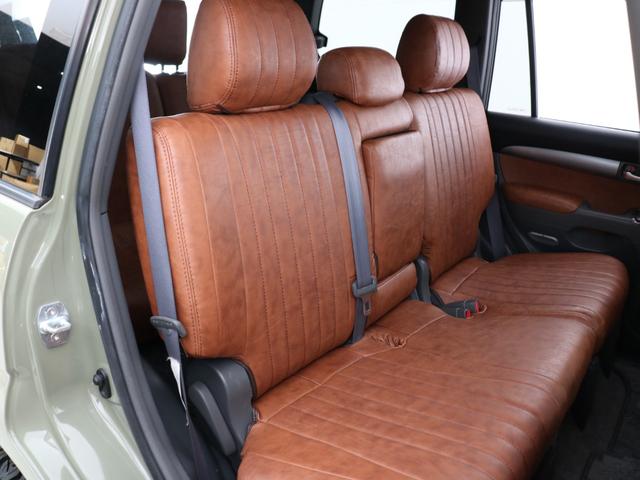 ランドクルーザープラド ＴＸ　シダーグリーンＮＥＷオールペイント　丸目ヘッドライト　内張張り替え　ＴＯＹＯＴＡロゴグリル　純正ＧＸ４７０テール　ＢＲＵＴ１６インチＡＷ　ＢＦグッドリッチＡＴ　クラシックシートカバー　ナローボディ換装（12枚目）