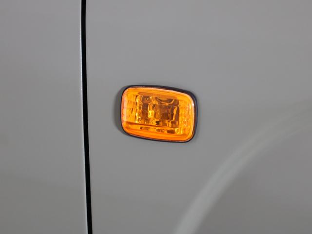 ランドクルーザープラド ＴＸ　シダーグリーンＮＥＷオールペイント　丸目ヘッドライト　内張張り替え　ＴＯＹＯＴＡロゴグリル　純正ＧＸ４７０テール　ＢＲＵＴ１６インチＡＷ　ＢＦグッドリッチＡＴ　クラシックシートカバー　ナローボディ換装（33枚目）