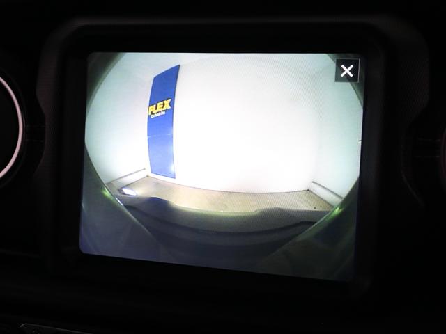 ジープ・ラングラーアンリミテッド サハラ スカイワンタッチパワートップ 特別仕様300台限定 特別仕様スティンググレーモデル 特別仕様スカイワンタッチパワートップ 新品YOKOHAMAジオランダーMTタイヤ KMC XDシリーズロックスター 17インチAW(45枚目)