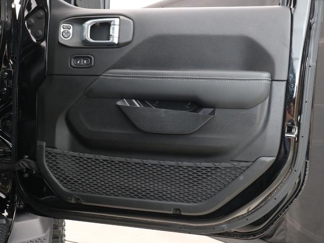 運転席ドアリム！