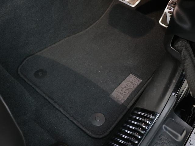 運転席ドアリム！