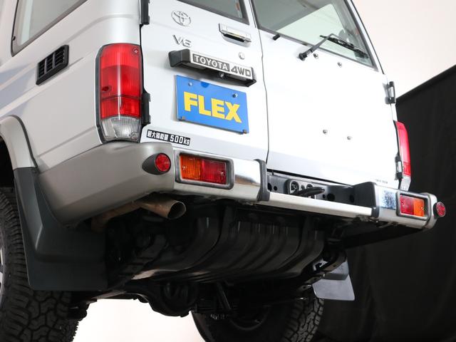 ランドクルーザー70 再販76 シルバーメタリックカラー 再再販70純正ホイール 新品ジオランダーX-ATタイヤ フロアマット 前後デフロック カロッツェリア製7インチナビ バックカメラ ETC フォグランプ 寒冷地仕様(37枚目)