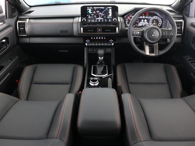 トライトン ＧＳＲ　新車ＧＳＲグレードパートタイム４駆ＸＥＬＦ０２ＡＷジオランダーＸ－ＡＴタイヤ　マルチアラウンドモニター　衝突被害軽減ブレーキ　踏み間違い衝突防止アシストレーンキープアシストレーダークルーズコントロール（8枚目）