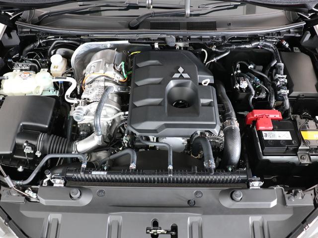 トライトン ＧＳＲ　新車ＧＳＲグレードパートタイム４駆ＸＥＬＦ０２ＡＷジオランダーＸ－ＡＴタイヤ　マルチアラウンドモニター　衝突被害軽減ブレーキ　踏み間違い衝突防止アシストレーンキープアシストレーダークルーズコントロール（9枚目）