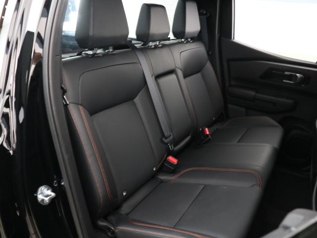 トライトン ＧＳＲ　新車ＧＳＲグレードパートタイム４駆ＸＥＬＦ０２ＡＷジオランダーＸ－ＡＴタイヤ　マルチアラウンドモニター　衝突被害軽減ブレーキ　踏み間違い衝突防止アシストレーンキープアシストレーダークルーズコントロール（13枚目）