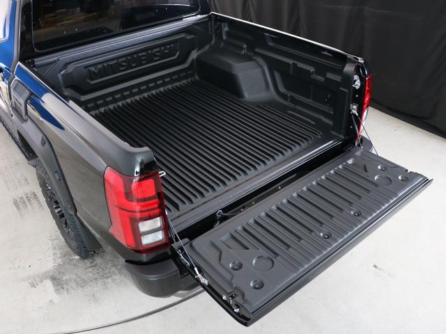 トライトン ＧＳＲ　新車ＧＳＲグレードパートタイム４駆ＸＥＬＦ０２ＡＷジオランダーＸ－ＡＴタイヤ　マルチアラウンドモニター　衝突被害軽減ブレーキ　踏み間違い衝突防止アシストレーンキープアシストレーダークルーズコントロール（38枚目）