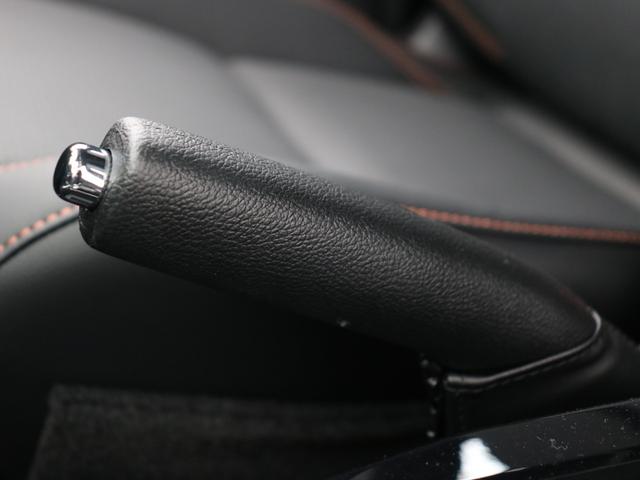 トライトン ＧＳＲ　新車ＧＳＲグレードパートタイム４駆ＸＥＬＦ０２ＡＷジオランダーＸ－ＡＴタイヤ　マルチアラウンドモニター　衝突被害軽減ブレーキ　踏み間違い衝突防止アシストレーンキープアシストレーダークルーズコントロール（59枚目）