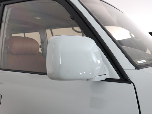 ランドクルーザー８０ ＶＸリミテッド　ＮＥＷカーキカラーペイント　ナローボディー換装　リフトアップ　角目４灯ヘッドライト　新品ジオランダーＸ－ＡＴタイヤ　新品ＤＥＡＮクロスカントリーＡＷ　オリジナルショックアブソーバー　オリジナルコイル（27枚目）