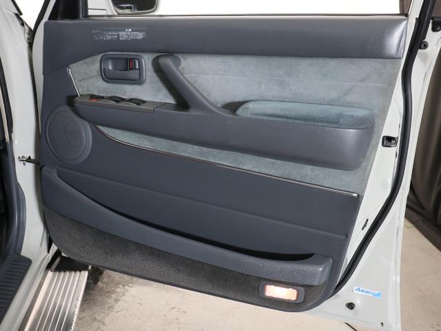 ランドクルーザー８０ ＶＸリミテッド　ＮＥＷカーキカラーペイント　ナローボディー換装　リフトアップ　角目４灯ヘッドライト　新品ジオランダーＸ－ＡＴタイヤ　新品ＤＥＡＮクロスカントリーＡＷ　オリジナルショックアブソーバー　オリジナルコイル（45枚目）