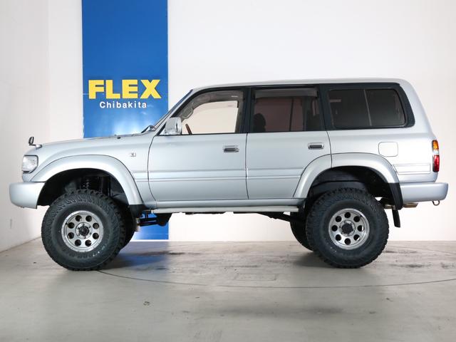 ランドクルーザー８０ 　下取り車　ハイリフト　後期型　新品ジオＭＴタイヤ　社外１６インチＡＷ　カロッツェリア製７インチナビ　ＥＴＣ　ウッドシフトノブ　ウッドステアリング　新品フロントグリル　新品３色テールランプ　サンルーフ（16枚目）