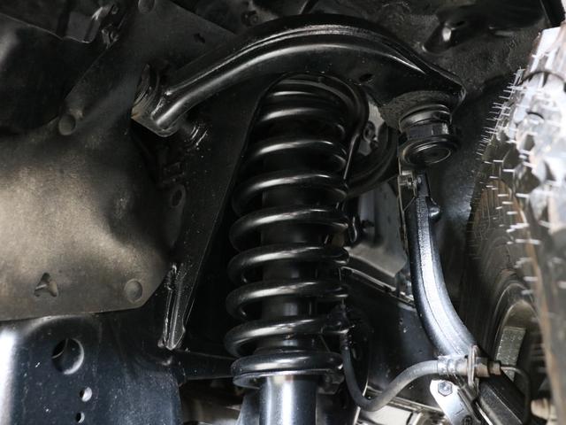 ランドクルーザープラド ＴＸリミテッド　新品ＤＥＡＮカルフォルニア　新品オープンカントリー　ＭＴ新品カロッツェリア製フローティングナビ　新品ウッドステアリング　新品クラシックシートカバー　新品フロアマットバックカメラ　ＥＴＣ（20枚目）