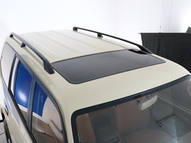 ランドクルーザープラド ＴＸリミテッド　新品ＤＥＡＮカルフォルニア　新品オープンカントリー　ＭＴ新品カロッツェリア製フローティングナビ　新品ウッドステアリング　新品クラシックシートカバー　新品フロアマットバックカメラ　ＥＴＣ（30枚目）