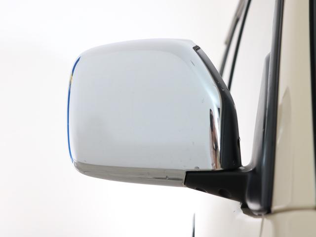 ランドクルーザープラド ＴＸリミテッド　新品ＤＥＡＮカルフォルニア　新品オープンカントリー　ＭＴ新品カロッツェリア製フローティングナビ　新品ウッドステアリング　新品クラシックシートカバー　新品フロアマットバックカメラ　ＥＴＣ（33枚目）