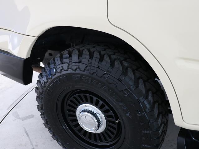 ランドクルーザープラド ＴＸリミテッド　新品ＤＥＡＮカルフォルニア　新品オープンカントリー　ＭＴ新品カロッツェリア製フローティングナビ　新品ウッドステアリング　新品クラシックシートカバー　新品フロアマットバックカメラ　ＥＴＣ（36枚目）