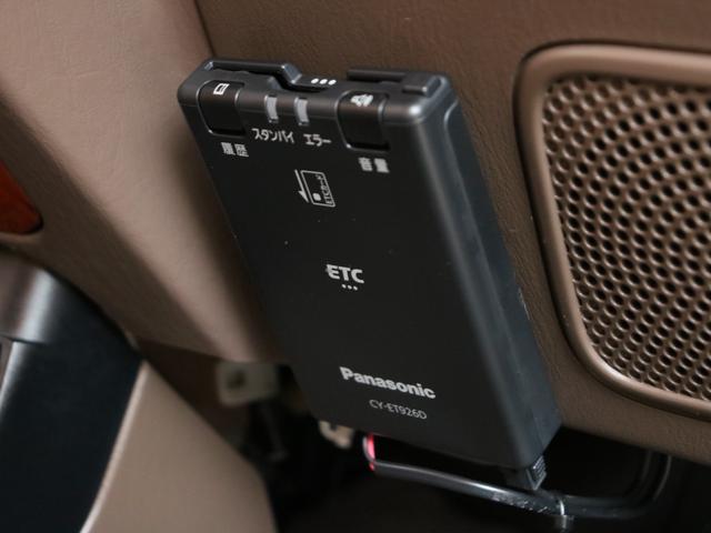 ランドクルーザープラド ＴＸリミテッド　新品ＤＥＡＮカルフォルニア　新品オープンカントリー　ＭＴ新品カロッツェリア製フローティングナビ　新品ウッドステアリング　新品クラシックシートカバー　新品フロアマットバックカメラ　ＥＴＣ（48枚目）